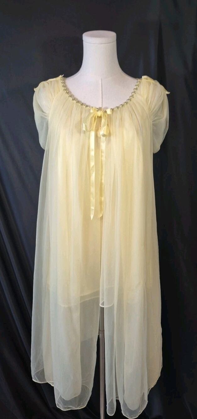 Vintage Van Raalte Yellow Sheer Lace Robe Gown Set Chiffon Small